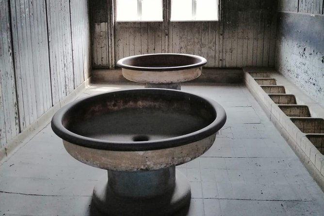 sachsenhausen-concentration-camp-memorial-private-tour-with-public-transport