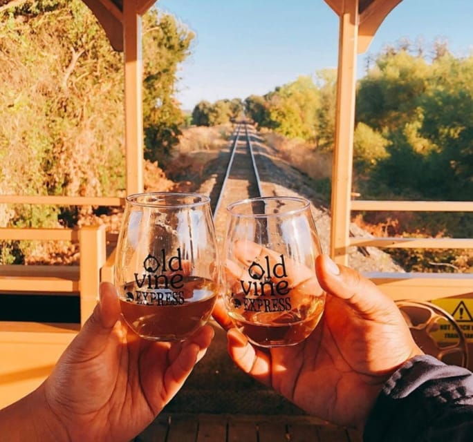 sacramento-old-vine-express-train-ride-with-wine-tasting