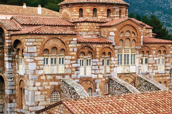 sacred-delphi-osios-loukas-in-a-full-day-private-tour