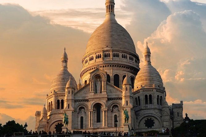 sacred-heart-and-montmartre-with-private-guide