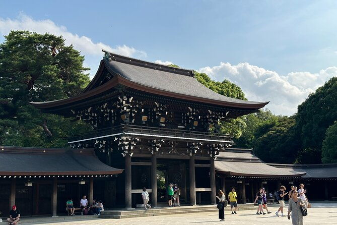 sacred-morning-walk-and-brunch-meiji-shrine