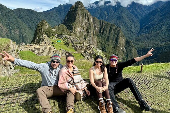 sacred-valley-2-day-tour-with-machupicchu-connection