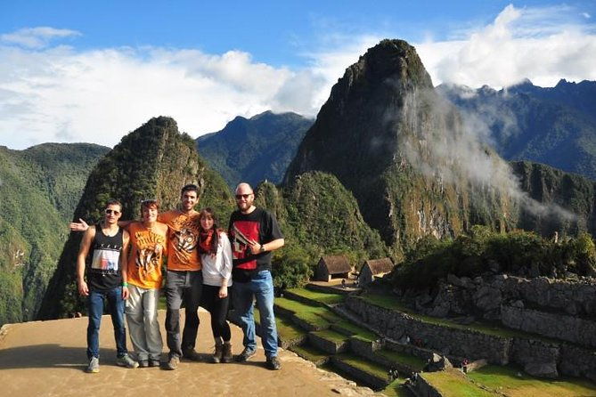 sacred-valley-2-day-trek-to-machu-picchu
