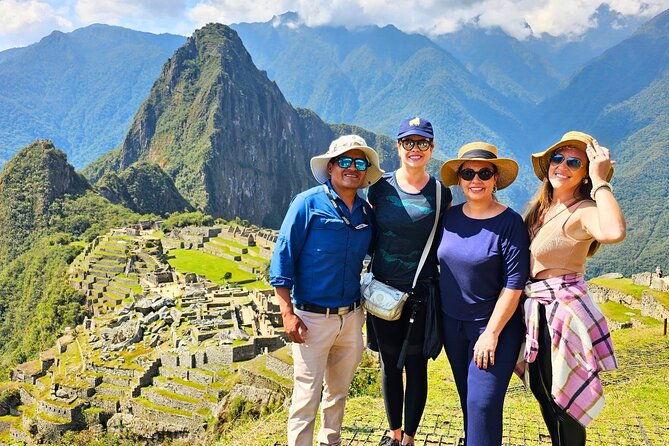 sacred-valley-and-machu-picchu-2-day-tour-with-accommodation