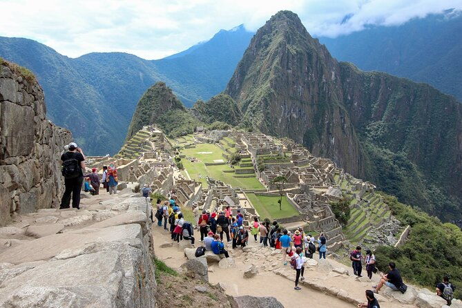 sacred-valley-and-machu-picchu-2-day-tour-with-accommodation
