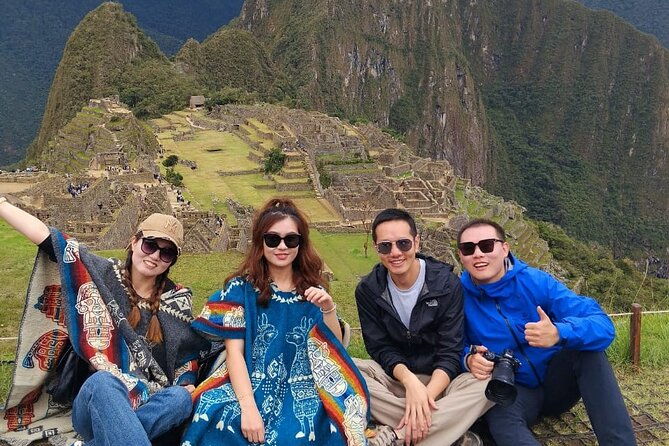 sacred-valley-and-machu-picchu-in-2-days