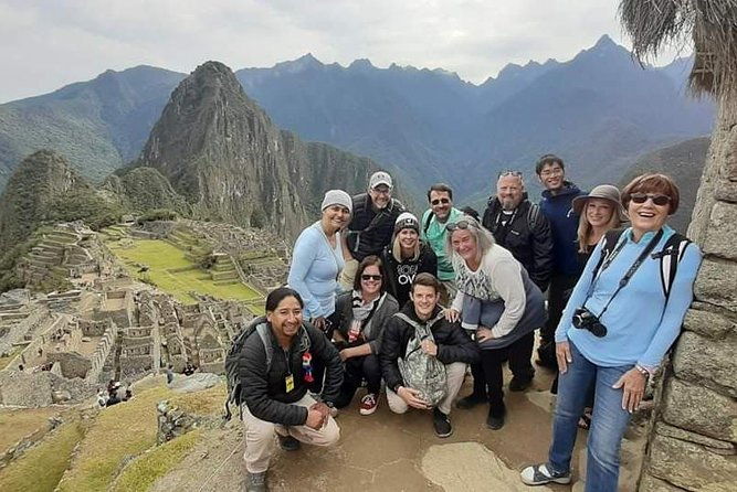 sacred-valley-and-machupicchu-by-train-2-days