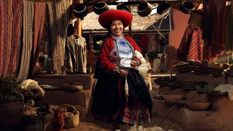 sacred-valley-chinchero-moray-ollantaytambo-pisaclunch
