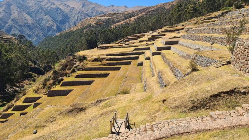 sacred-valley-chinchero-moray-ollantaytambo-pisaclunch