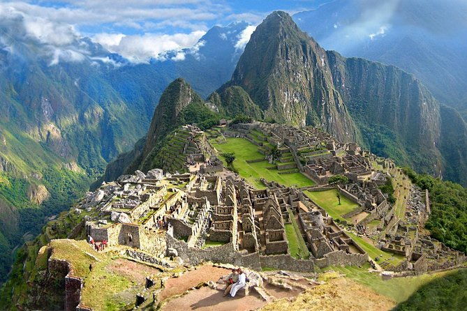 sacred-valley-connection-to-machu-picchu-overnight-in-sacred-valley