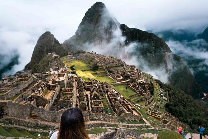 sacred-valley-connection-to-machu-picchu-overnight-in-sacred-valley