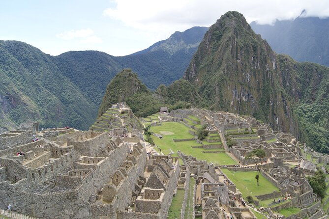 sacred-valley-machupicchu-and-rainbow-mountain-tour-3-days