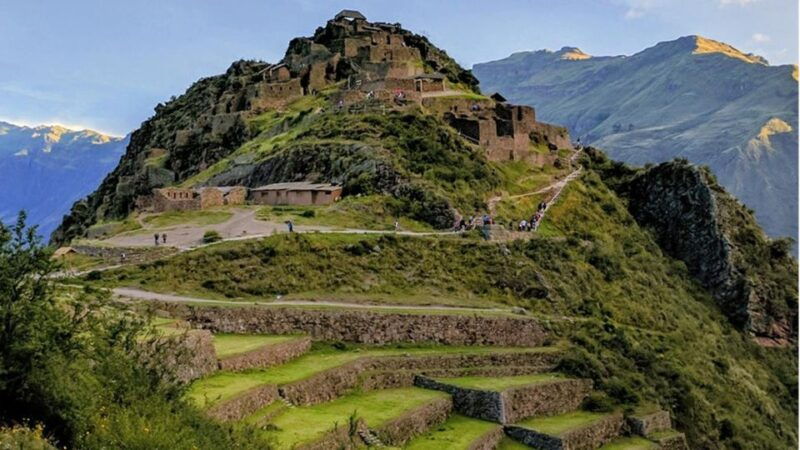 sacred-valley-of-the-incas-and-machu-picchu-tour