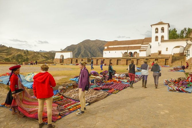 sacred-valley-of-the-incas-in-private-pisaq-ollantaytambo-chinchero-awanacancha