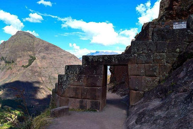 sacred-valley-private-tour-chinchero-ollantaytambo-and-pisaq