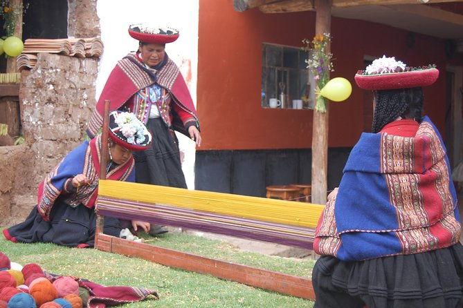 sacred-valley-private-tour-chinchero-ollantaytambo-and-pisaq