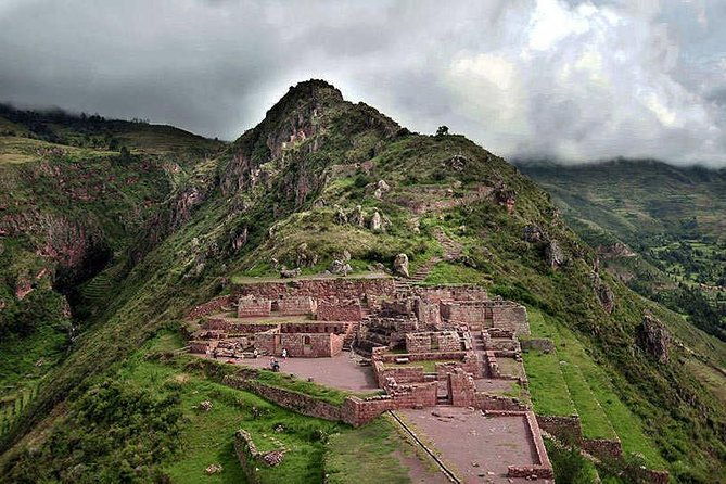 sacred-valley-private-tour-chinchero-ollantaytambo-and-pisaq