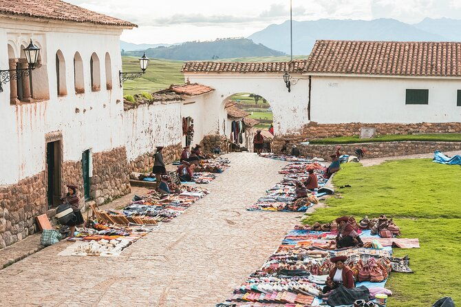 sacred-valley-tour-to-machu-picchu-2d-1n