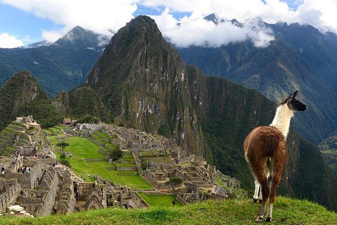 sacred-valley-tour-to-machu-picchu-from-cusco-2-day