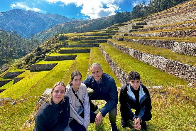 sacred-valley-tour-vip-chinchero-ollantaytambo-and-pisac