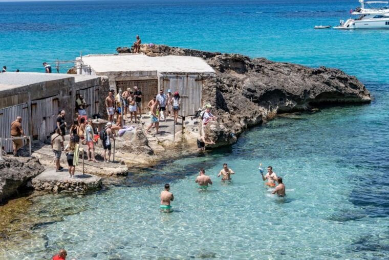 safari-beach-tour-snorkeling