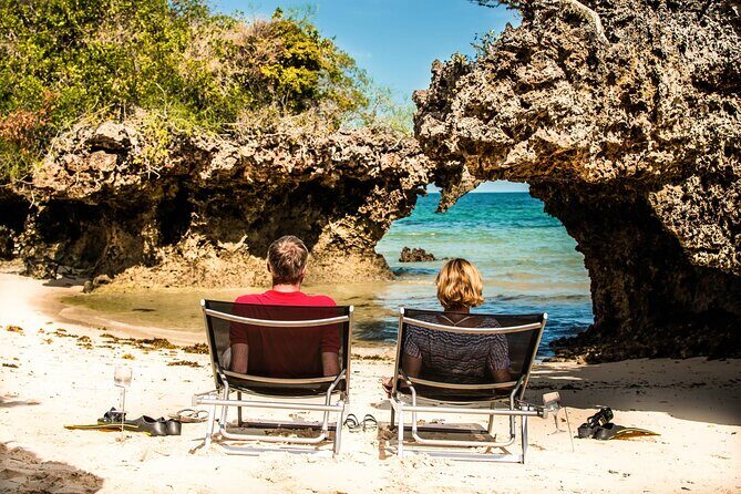 Safari Blue Private Full-Day Tour - Transportation and Convenience