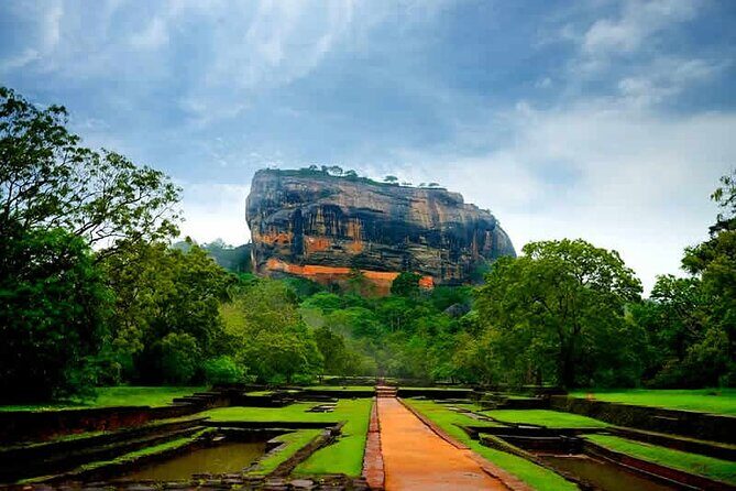 Safari Day Tour to Sigiriya Lion Rock and Golden Cave Temple - Discover the Best of Sri Lanka in a Single Day