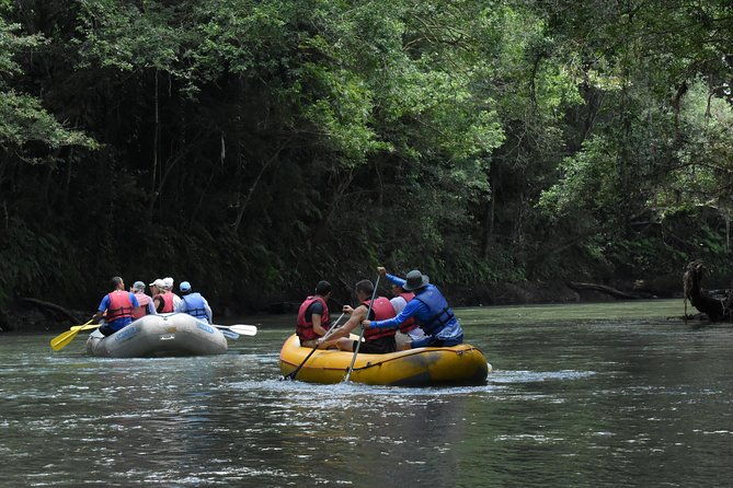 safari-float-at-penas-blancas-river