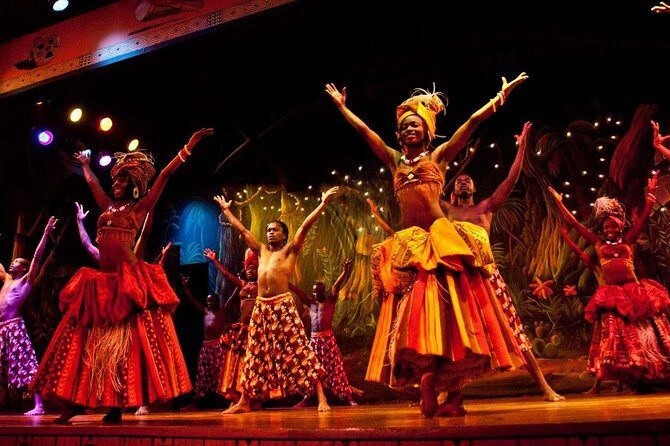 Safari Park Dinner with Safari Cats Dance Show - What to Expect from the Safari Park Dinner & Dance Show