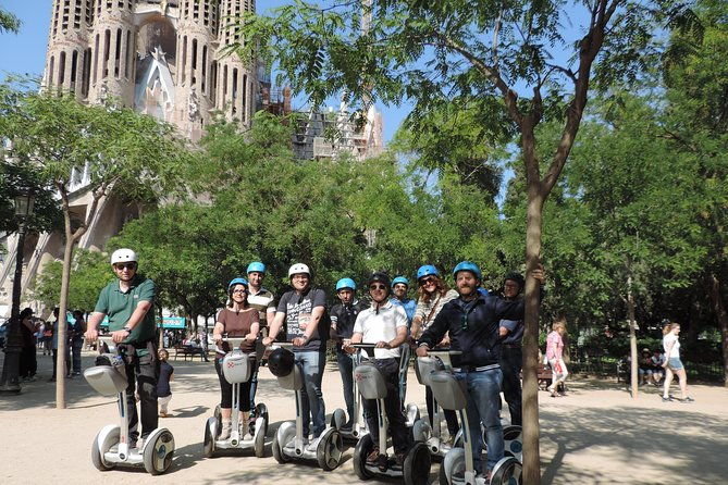 sagrada-familia-2h-segway-tour