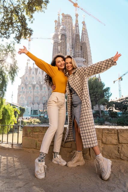 sagrada-familia-digital-and-printed-photos
