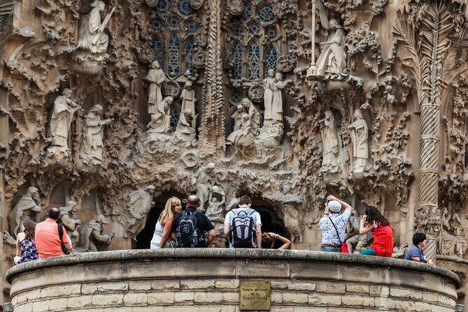 Sagrada Familia Guided Tour with Skip The Line Access - Authentic Experiences from Reviewers