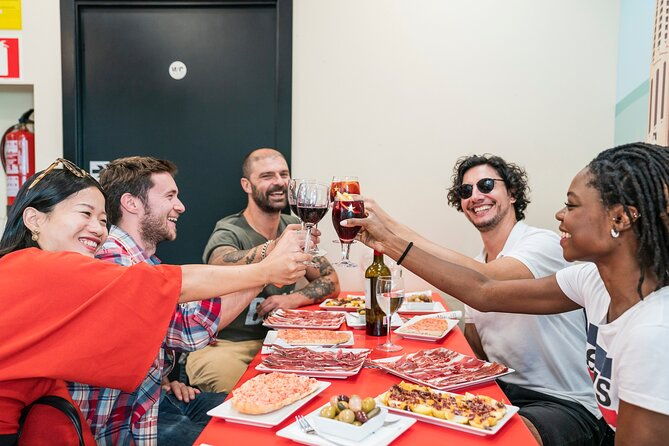 sagrada-familia-jamon-iberico-tasting-experience-with-cava