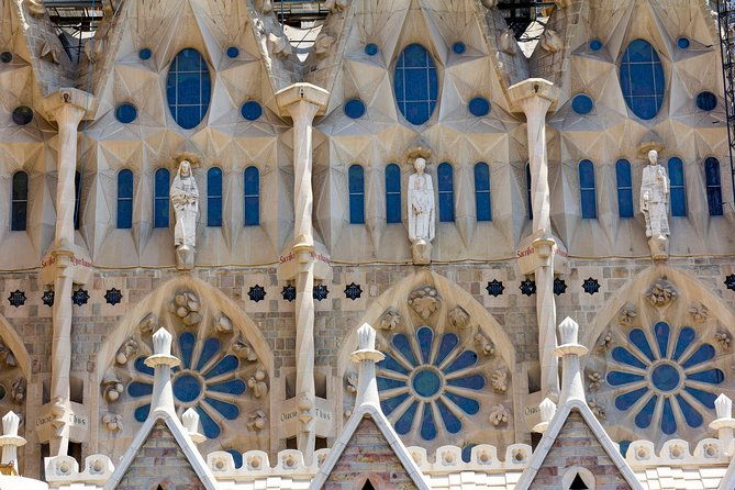 sagrada-familia-private-tour-in-barcelona