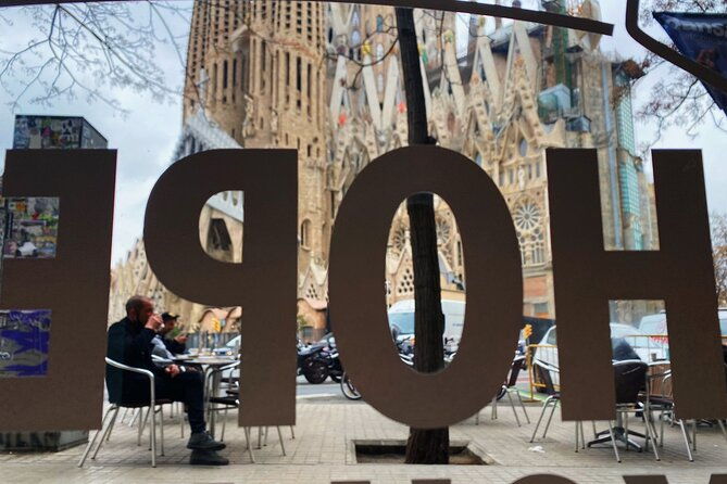 sagrada-familia-private-tour-unlock-the-mysteries-of-gaudi-2