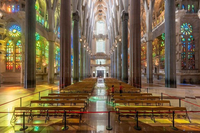 sagrada-familia-private-tour-with-skip-the-line-ticket