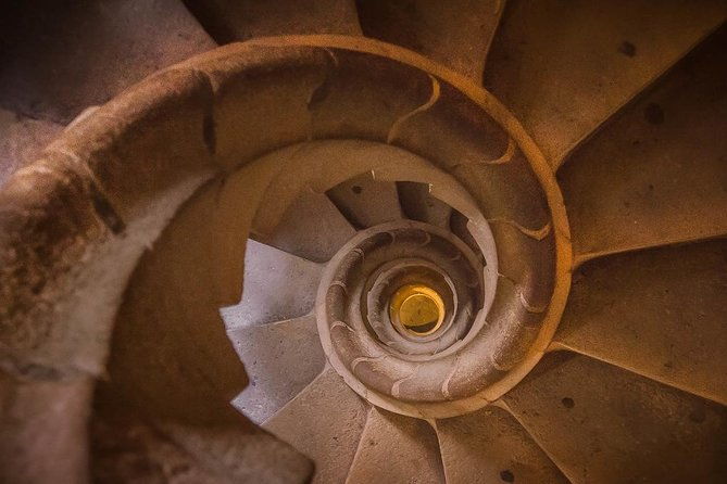 sagrada-familia-private-tour-with-skip-the-line-ticket