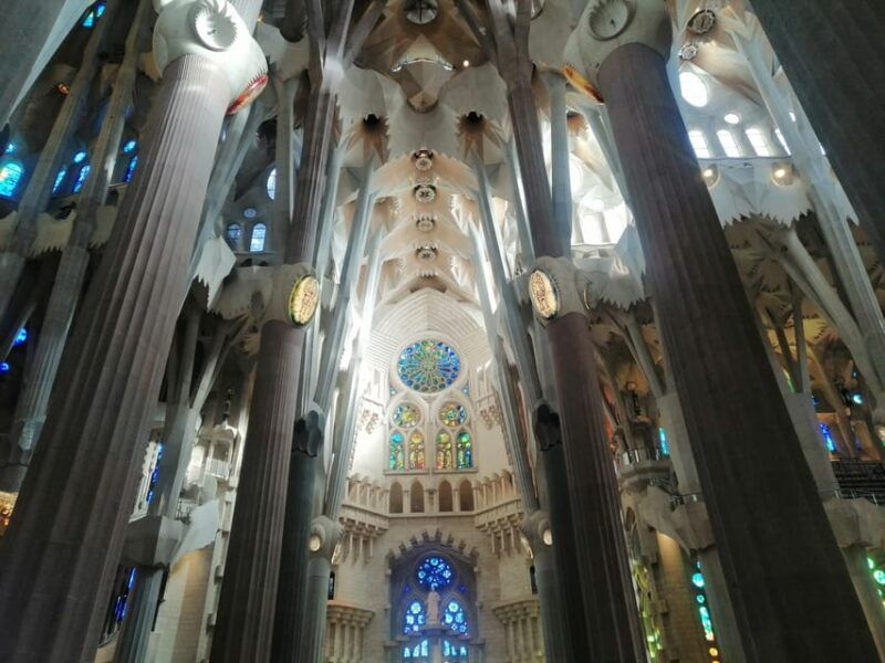sagrada-familia-skip-the-line-guided-tour