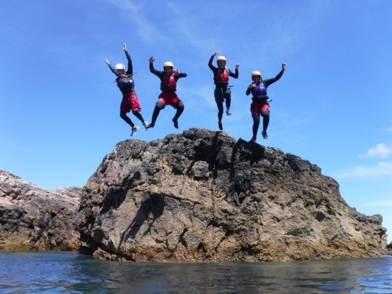sagres-coasteering-swimming-cliff-jump-rock-climbing
