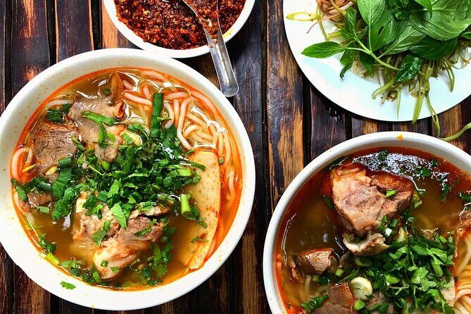 Saigon After Dark With Seafood, Beer & Live Music Bar - Practical Tips for Future Travelers