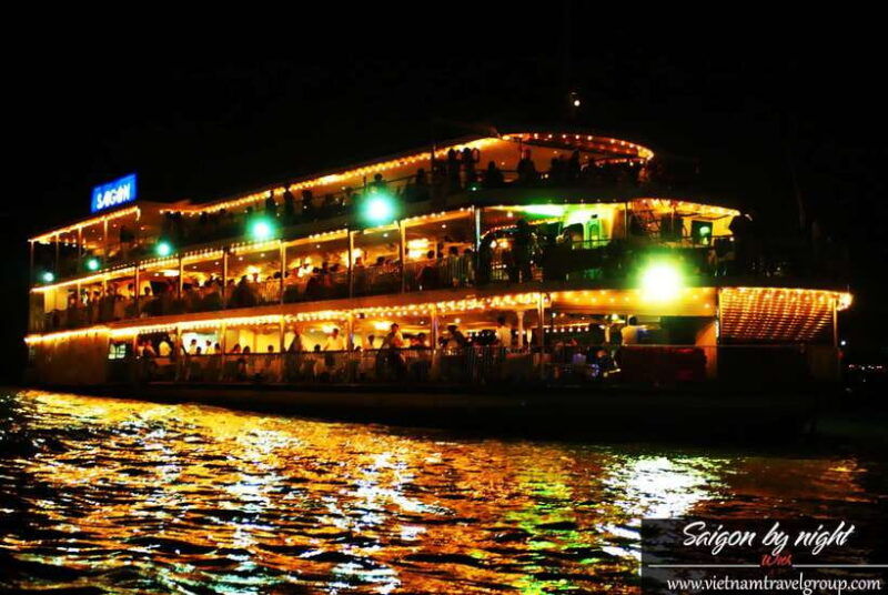 saigon-by-night-traditional-dinner-cruise
