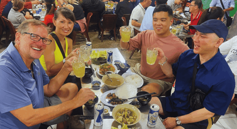 saigon-food-walking-tour-100-authentic