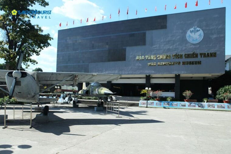 saigon-half-day-private-city-tour-by-car