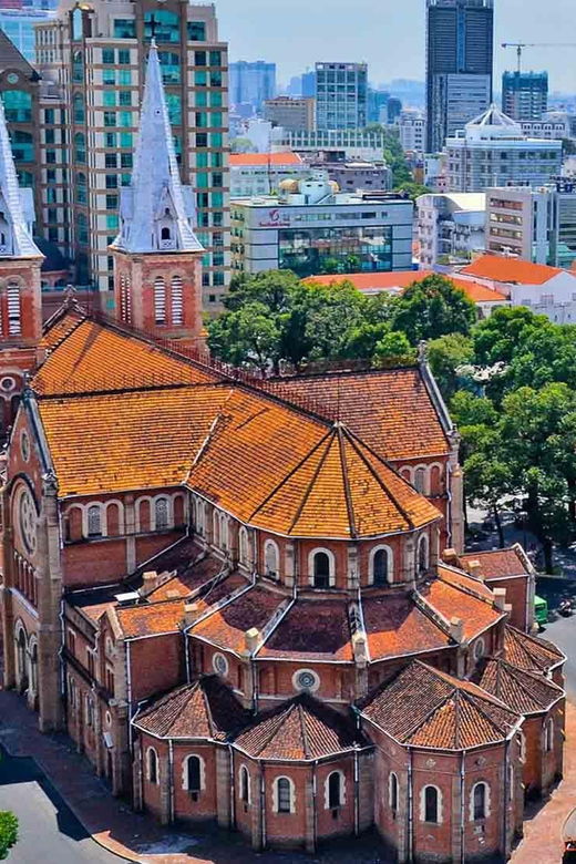 saigon-historical-half-day-tour-by-car