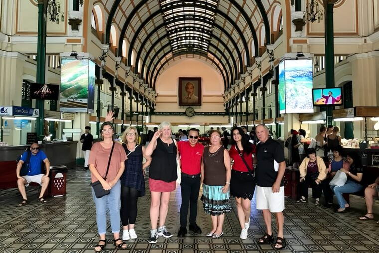 saigon-historical-half-day-tour-by-car