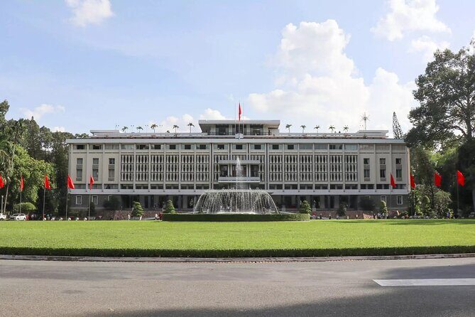 Saigon Laman Express Hanoi Private Tour - FAQ