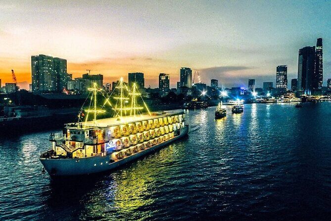 Saigon Night Cruise Dinner and Live Music Experience - Exploring the Cruise Itinerary