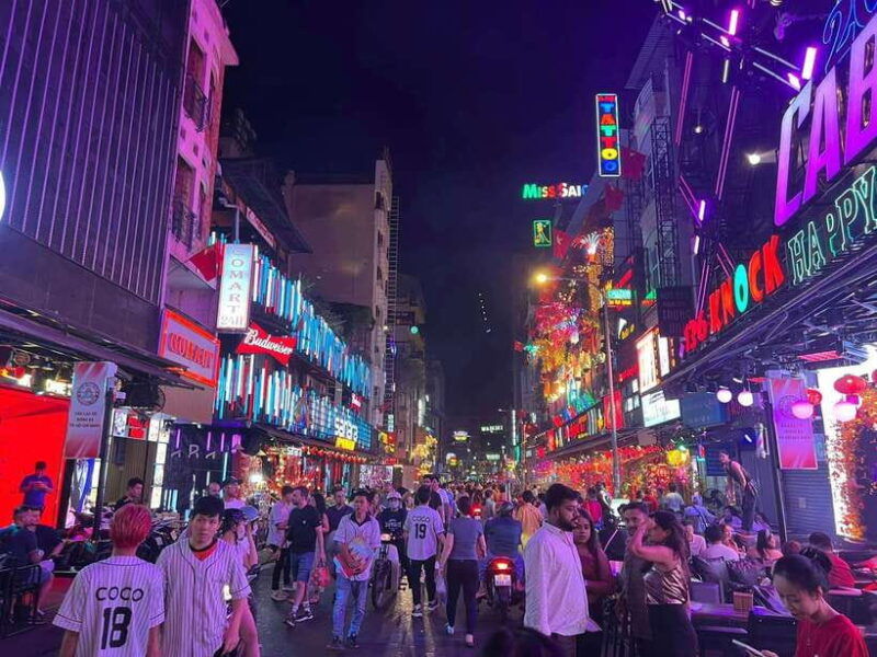 saigon-nightlife-hopping-tour
