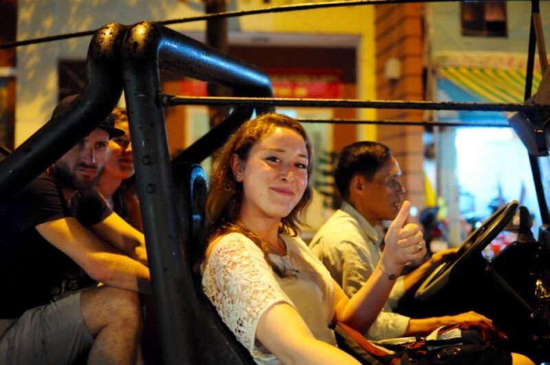 saigon-private-food-tour-discovery-city-tour-by-jeep