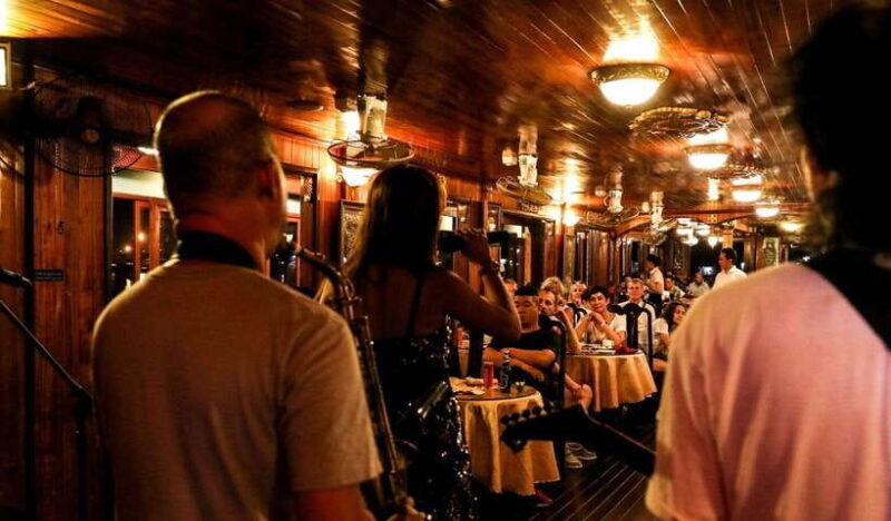 Saigon: Private table on board in a Luxury Cruise - Who Is This Tour Best For?